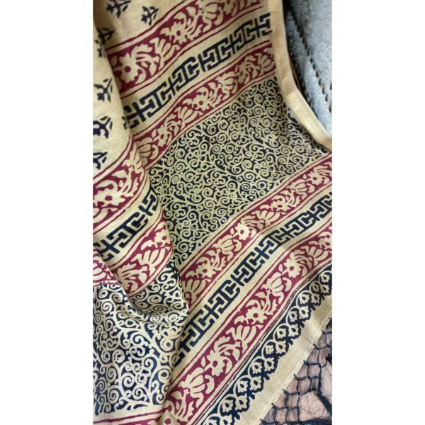 Ochre Onyx Maheshwari Suit